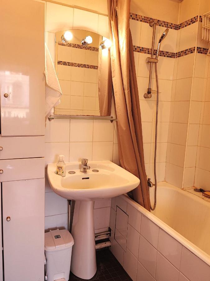 Studio Cosy Et Spacieux Avec Emplacement Ideal París Exterior foto